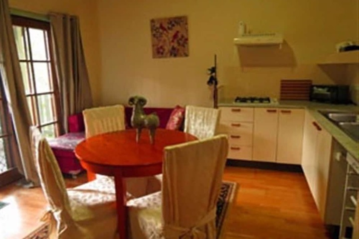 Room 6 of 19