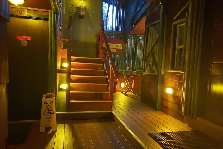 Ballroom/Hall 64 of 97