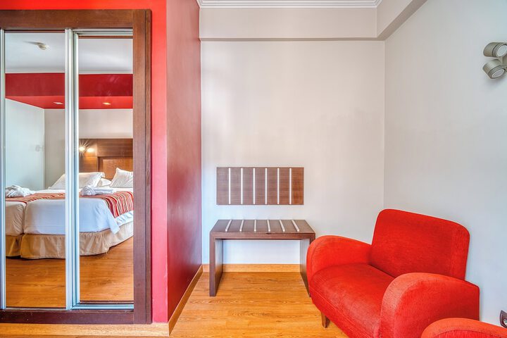 Room 29 of 76