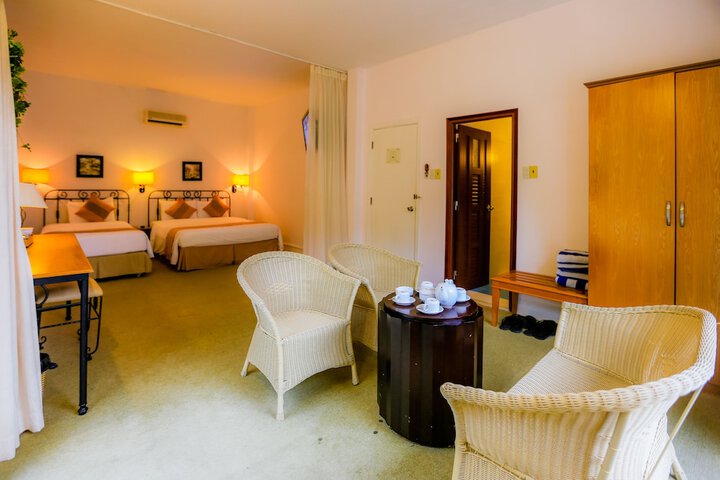Room 22 of 40