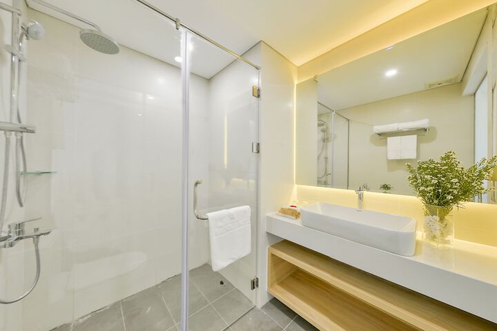 Room 54 of 92
