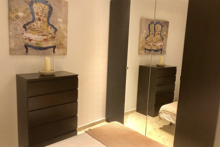 Room 8 of 29