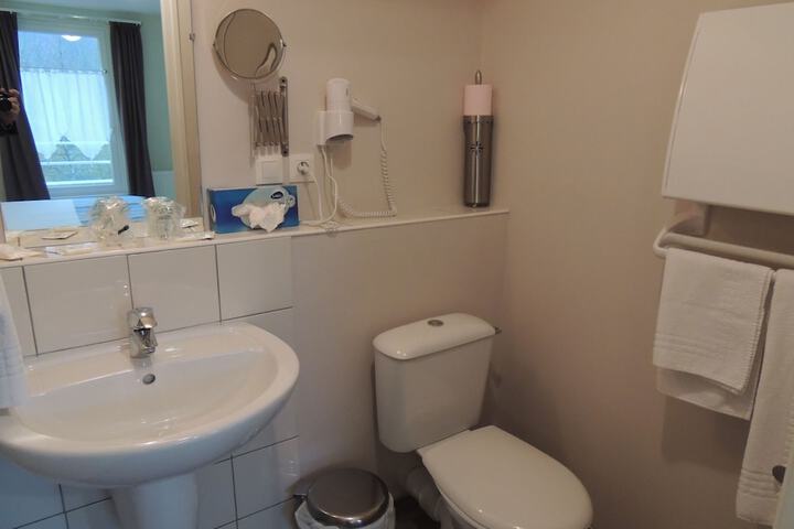 Bathroom Interior Photo