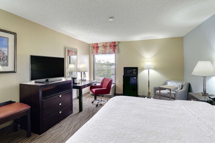 Room 10 of 34
