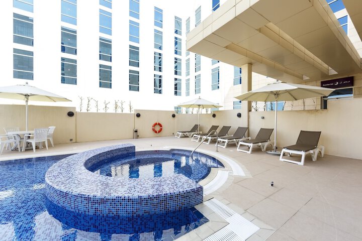 Pool 14 of 33