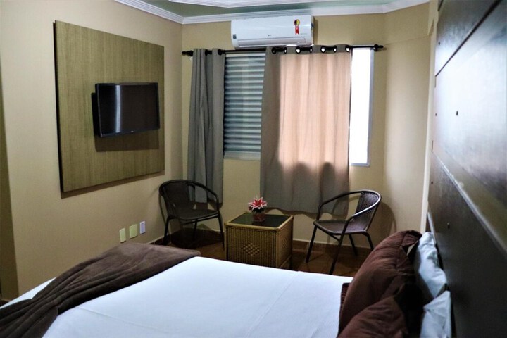 Room 18 of 42