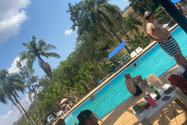 Pool 8 of 25