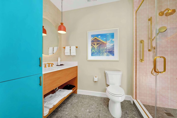 Bathroom shower