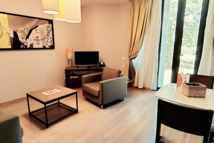 Room 10 of 21
