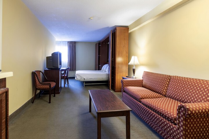 Room 26 of 84