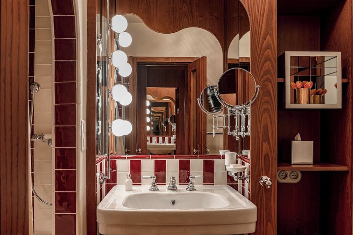 Bath Photo