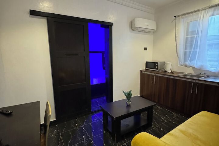 Room 2 of 9