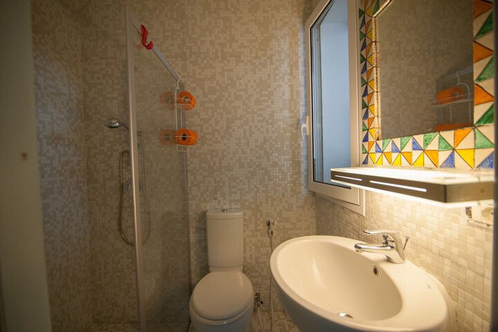 Room 60 of 92