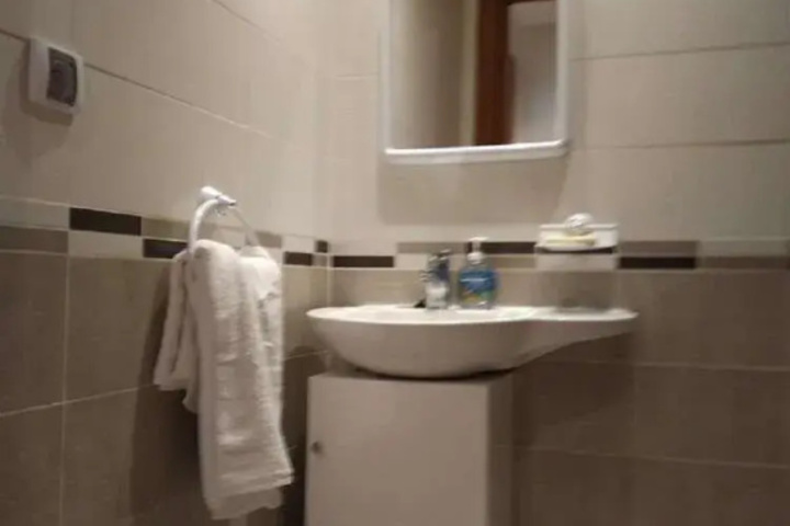 Room 6 of 6