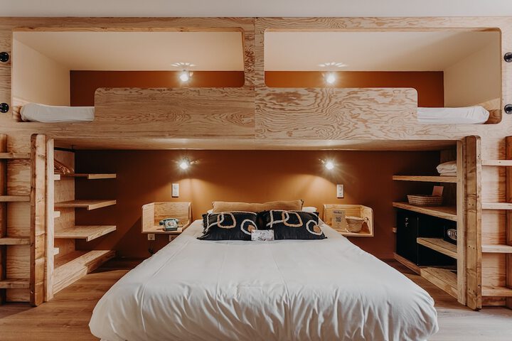 Room 6 of 59