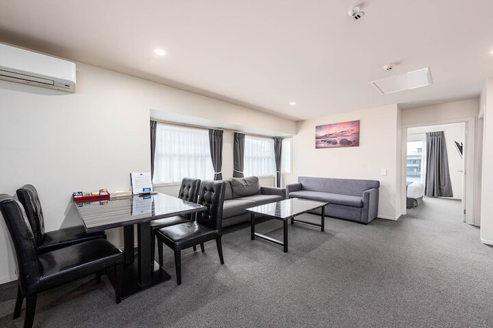 Room 40 of 69