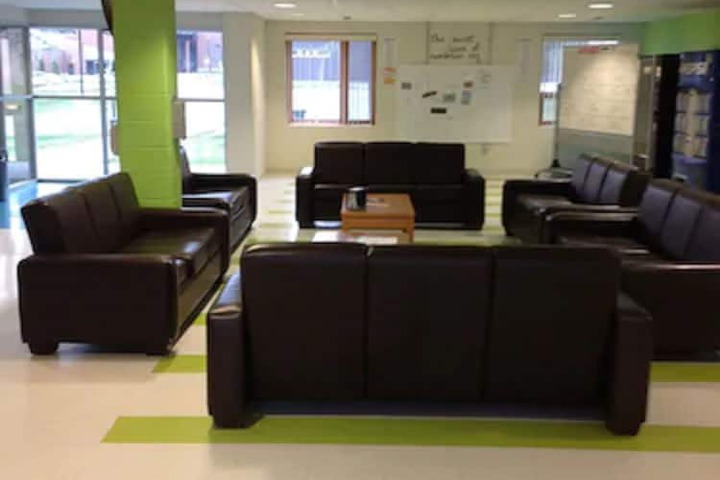 Entrance & Lobby
