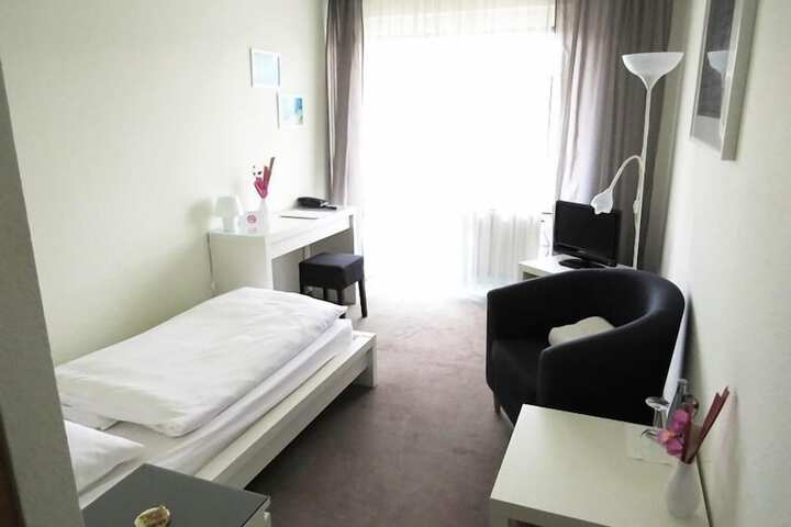 Room 14 of 40