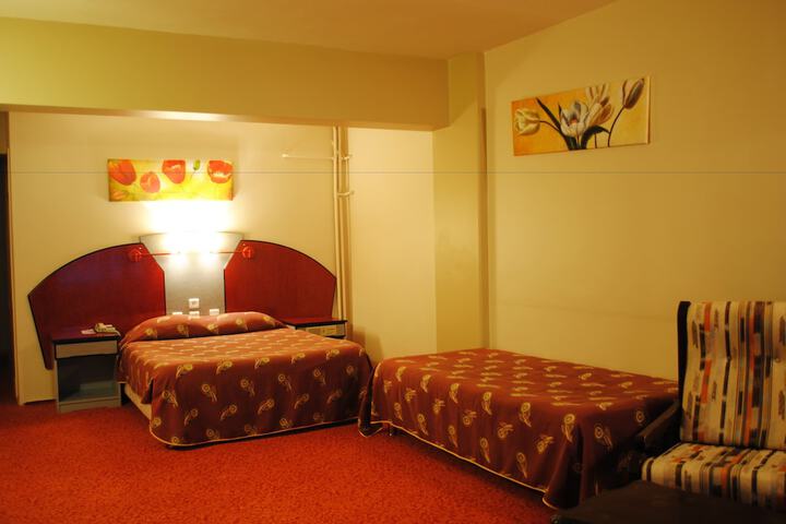 Room 5 of 24
