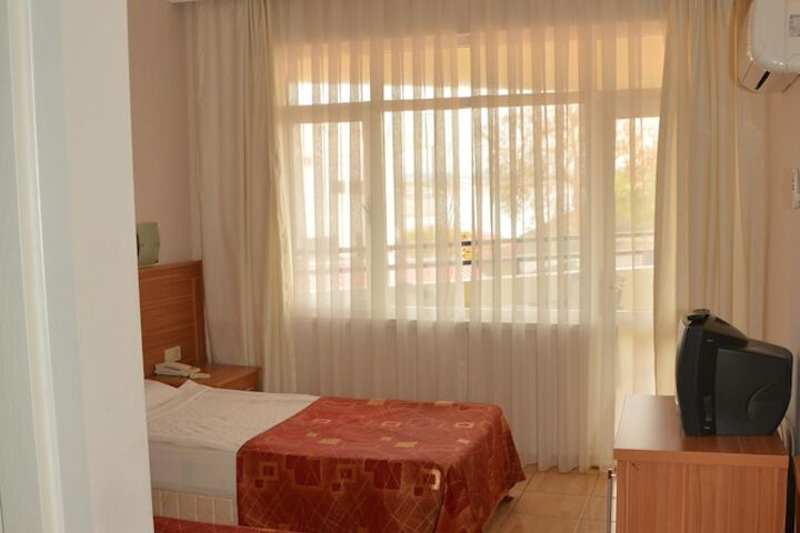 Room 7 of 51