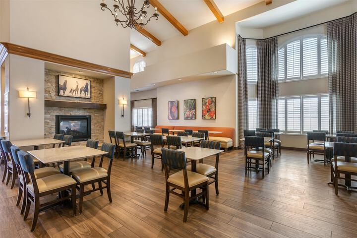 Breakfast/Coffee Service 34 of 36