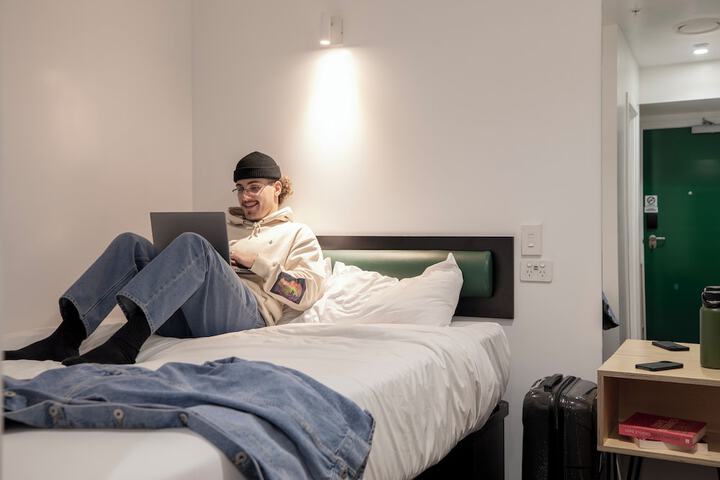 Room 17 of 69