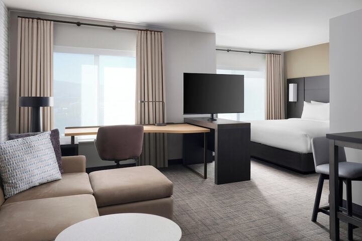 Room 7 of 57