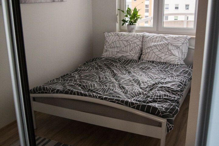 Room 3 of 46