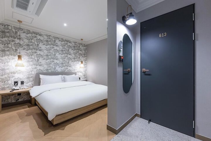 Room 19 of 72