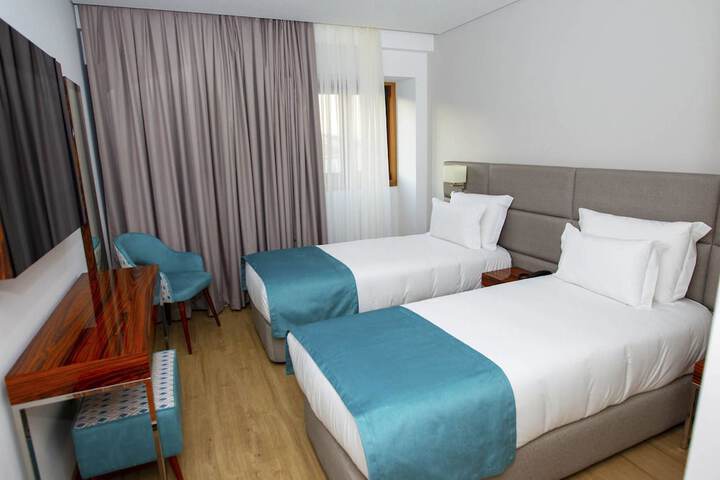 Room 6 of 48