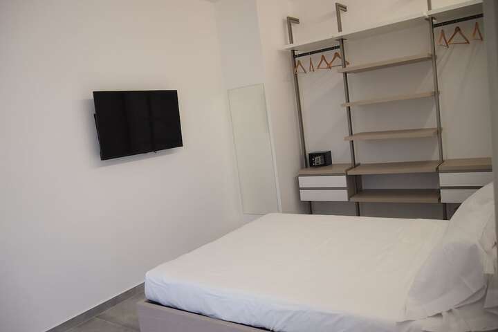 Room 21 of 159
