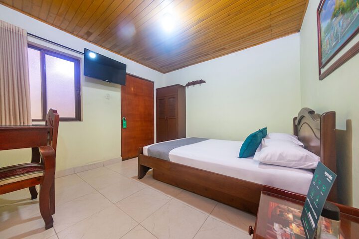 Room 5 of 30