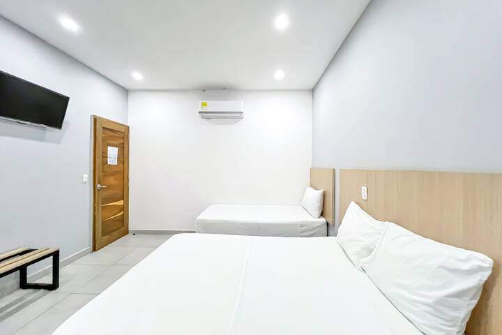 Room 3 of 18