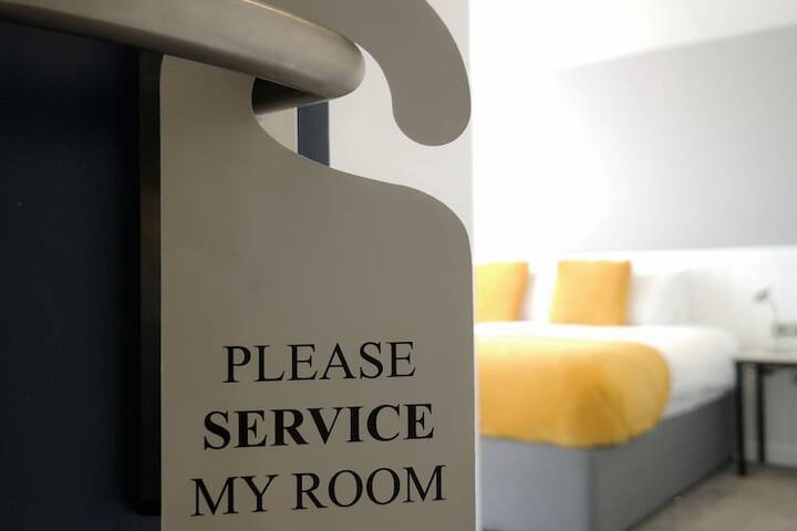 Room 5 of 25