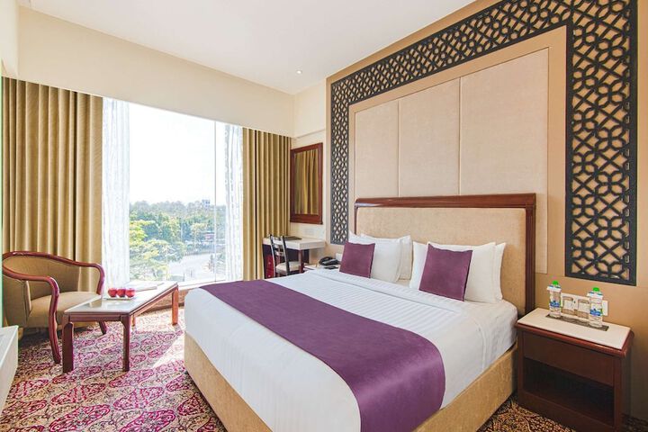 Room 21 of 31