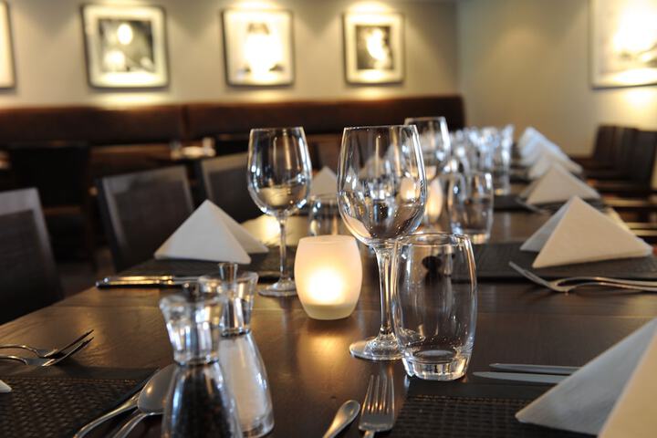 Dining 42 of 60
