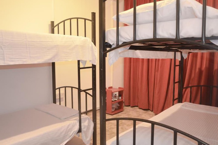 Room 9 of 29