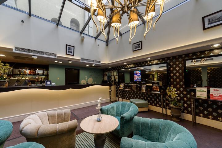 Guest Lobby