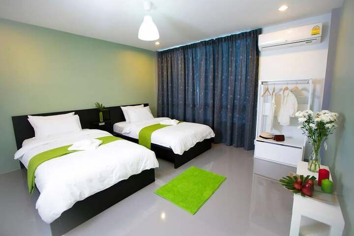 Room 8 of 47