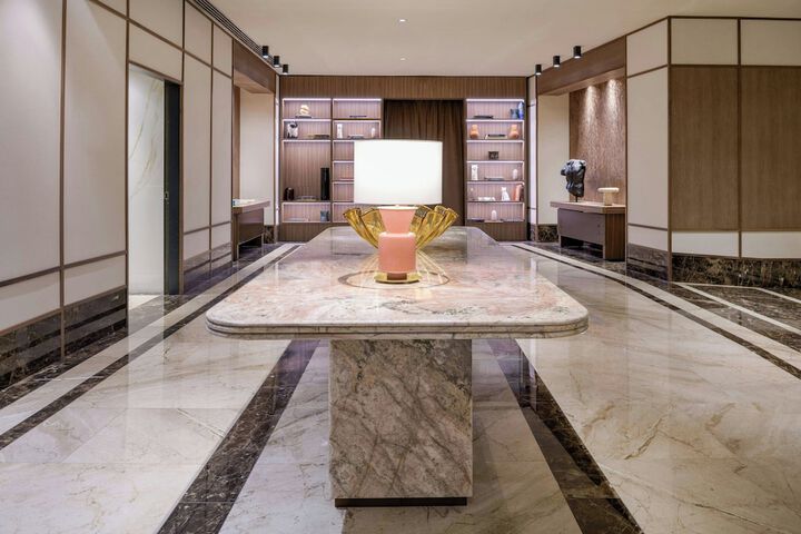 Guest Lobby