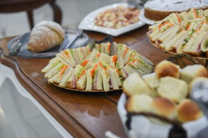 Breakfast buffet