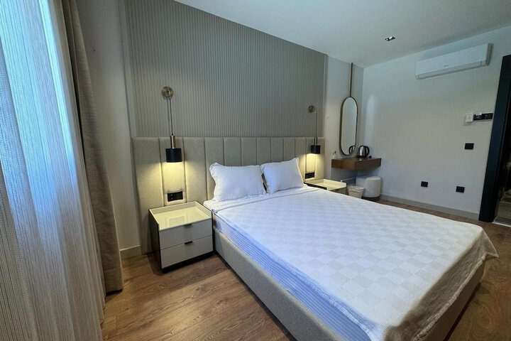 Room 26 of 59