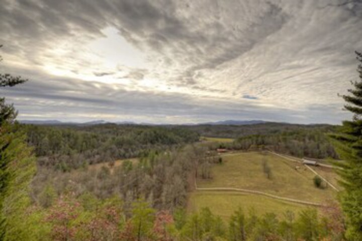 Property Grounds 19 of 25