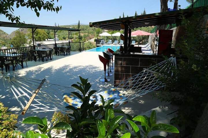 Pool 43 of 63