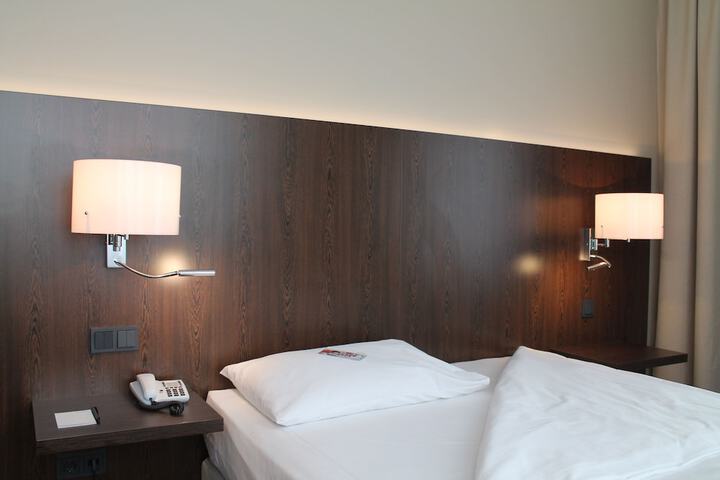 Room 5 of 46