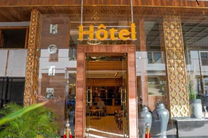 Hotel 50 of 53
