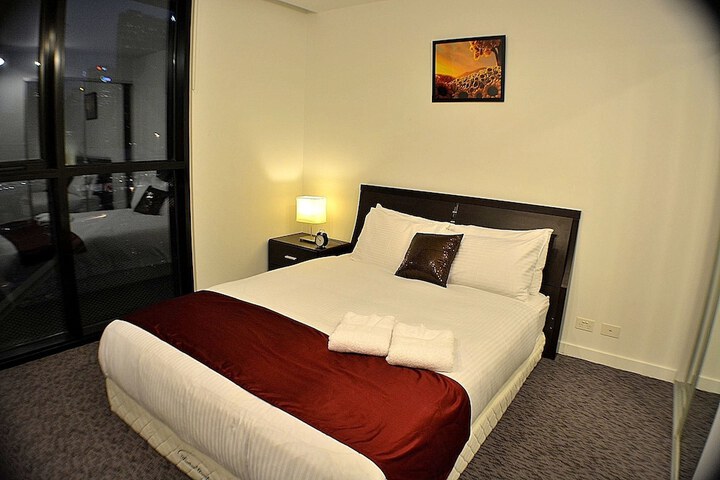 Room 7 of 30