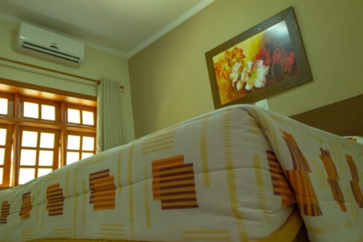 Room 3 of 50