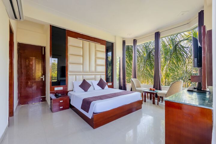 Room 14 of 38