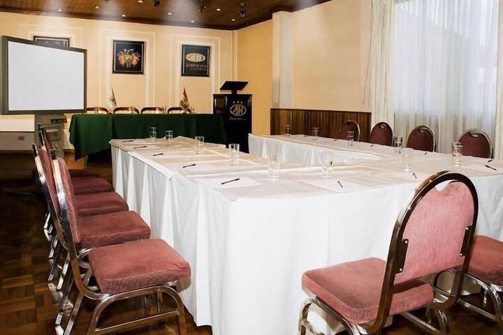 Meeting 33 of 36
